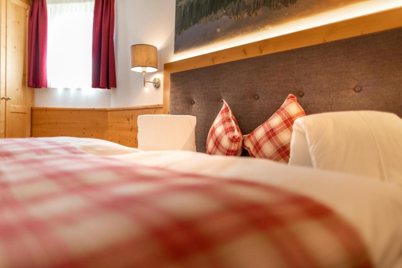 Majon D'Aisciuda Apartment Vigo di Fassa Bagian luar foto