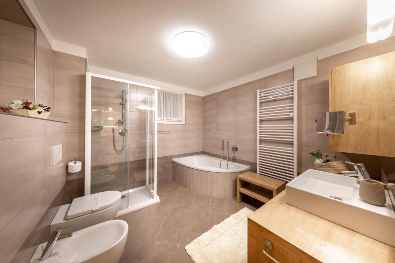 Majon D'Aisciuda Apartment Vigo di Fassa Bagian luar foto