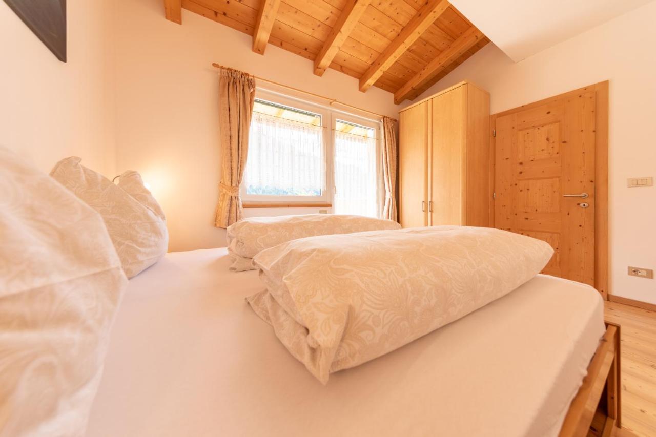 Majon D'Aisciuda Apartment Vigo di Fassa Bagian luar foto