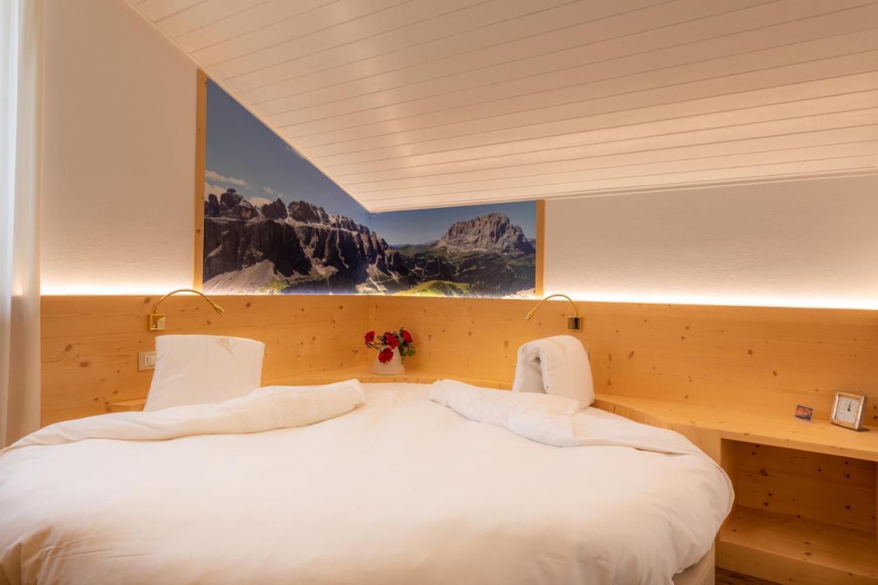 Majon D'Aisciuda Apartment Vigo di Fassa Bagian luar foto