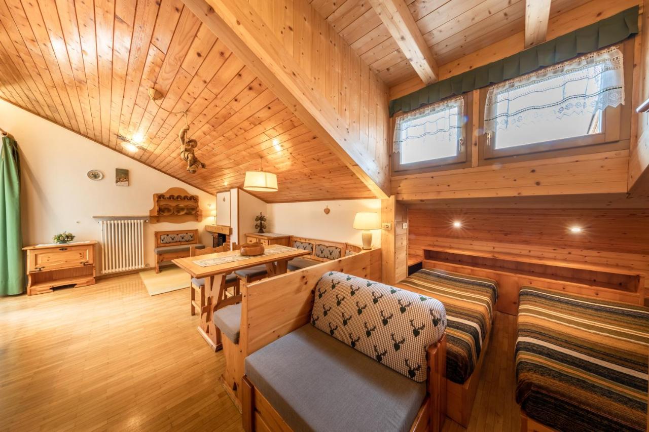 Majon D'Aisciuda Apartment Vigo di Fassa Bagian luar foto