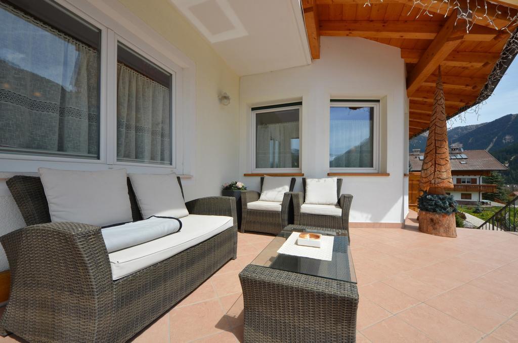 Majon D'Aisciuda Apartment Vigo di Fassa Ruang foto